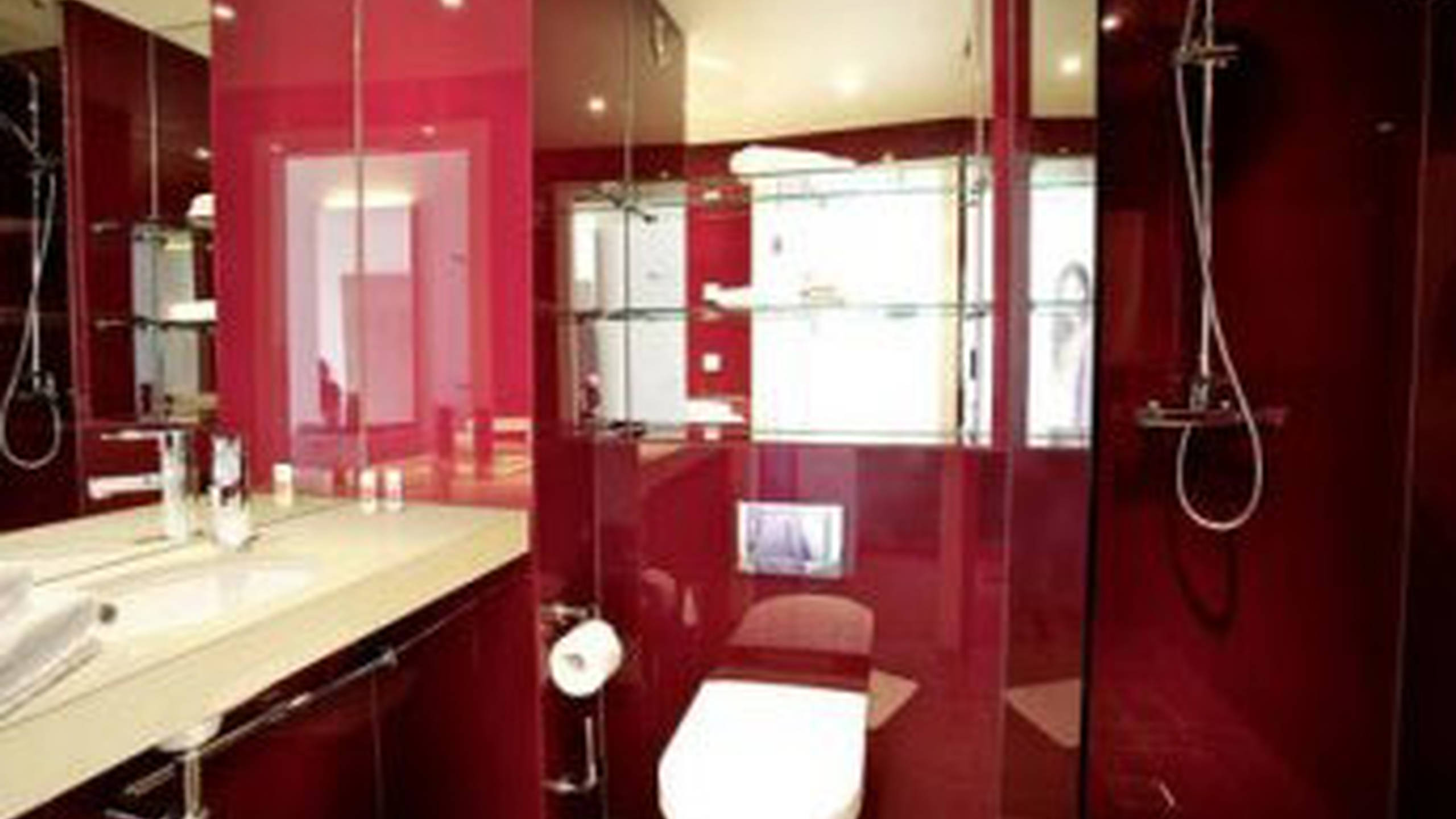 ADMARES delivers modular bathrooms for the hotel Smartino in Schwaebisch Hall, Germany